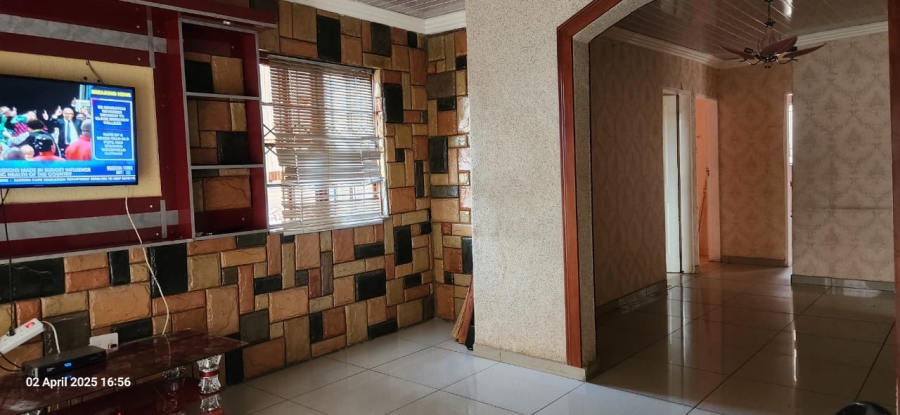 3 Bedroom Property for Sale in Tlhabane West North West